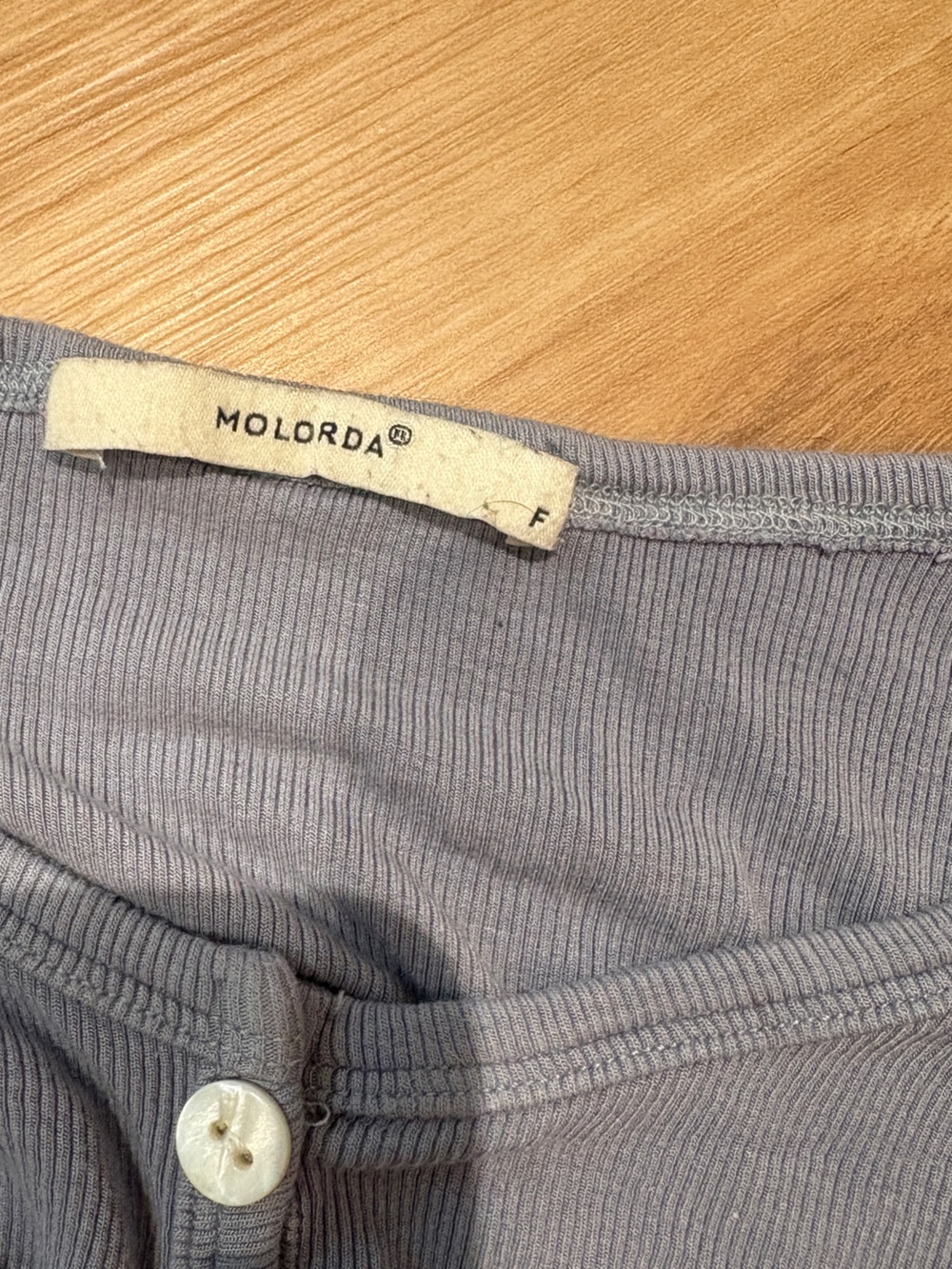 Blue Ribbed Button-Front Crop Top - Picture 3 of 3